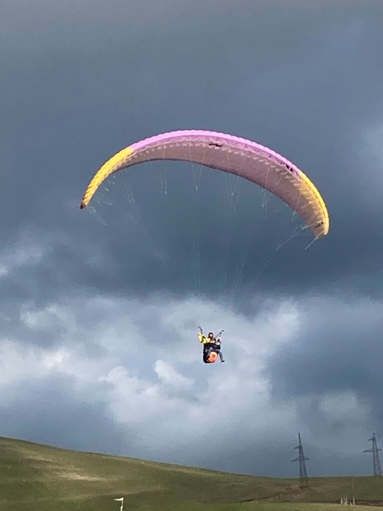 Paradailing Kaukasus Georgie
